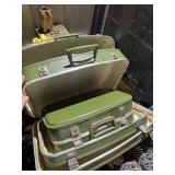 3 Vintage Luggage Pieces