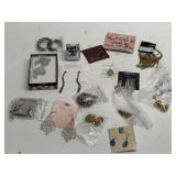 Costume Jewelry & Earrings Assortment