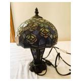 Contemporary Leaded Glass Table Lamp