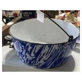 Blue / White Granite Ware Pot