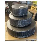 3 Pieces Round Metal Display Stands