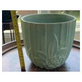Vintage McCoy Art Pottery Jardiniï¿½re Planter