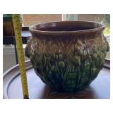 Vintage Art Pottery Jardiniï¿½re