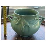 Roseville Pottery Velmoss II Vall Vase