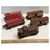 Vintage Lionel Caboose & Boxcar Lot