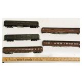 HO Passenger Car Lot ï¿½ 5 Cars