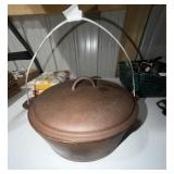 Antique Cast Iron Dutch Oven