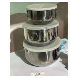 Stainless Steel Mixing Bowl With Lids