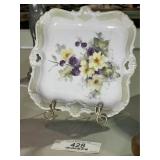Scalloped Edge Porcelain Tray