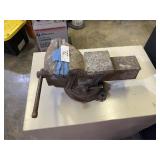 6" Swivel Bench Vise