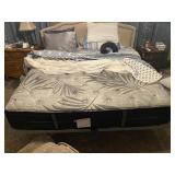 Sealy Posturepedic Mattress