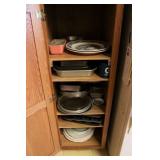 Baking Pans, Platters, Pyrex, etc. Baking Pans, Platters, Pyrex, etc.