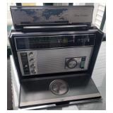 Vintage Zenith Solid State Trans-Oceanic Radio