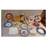 Decorative Plates, Platters & Pitchers