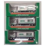 2006 Hess Miniature 18 Wheelers & Racers