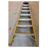 Lynn Step Ladder
