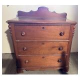Vintage 3-Drawer Dresser W/Clothes Bar