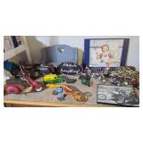 Motorcycle Diecasts & Collectible Assortment