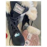 New Skechers Boots size 8