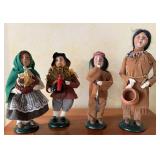 4- Byers Choice The Carolers Dolls