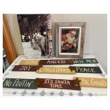 Assorted Xmas Dï¿½cor-Signs