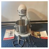 Kitchen Aid Mixer (Used Very little)