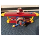 M&M Airplane Dispenser