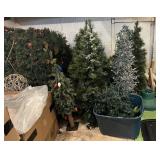 Xmas Decorations- Annual Arcade Décor