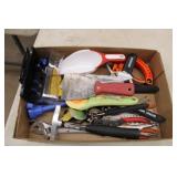 Flat of misc. hand tools Flat of misc. hand tools