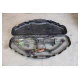Gray Wolf compound bow w/case Gray Wolf compound bow w/case