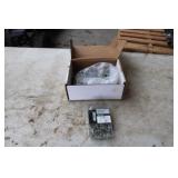 Approx 500 Tire Studs - New Approx 500 Tire Studs - New
