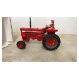 IH Farmall 826 Die Cast Tractor IH Farmall 826 Die Cast Tractor