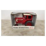 IH 1466 Die Cast Tractor IH 1466 Die Cast Tractor