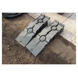 Set of plastic Rhino ramps Set of plastic Rhino ramps