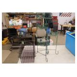 Wire baskets & plant stand Wire baskets & plant stand