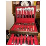 Serving box full of flatware, 153 pieces Oneida