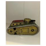 Vintage Tin Marx wind up toy tank with no key