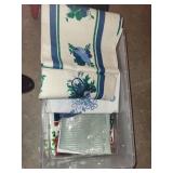 Tote full table cloths
