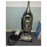 Bissell (lift-off) bagless sweeper