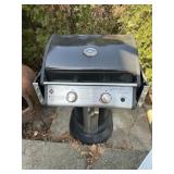 Gas grill with Propane tank