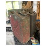 2 Metal US Fuel cans