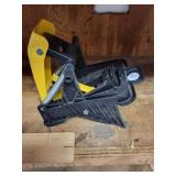 Fiberglass mole trap