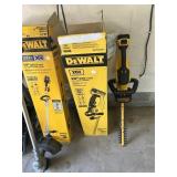 Like new 22' 20 V Hedge Trimmer with Battery and
