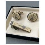 Banjo cufflinks and tie clasp