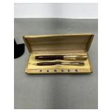 Parker pen and pencil set in original box Gold