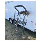 Metal frame Deer Stand