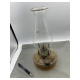 Nice oil lamp w/chimney