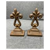 Finial Bookends