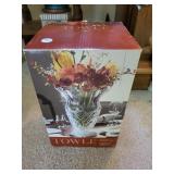 Towle Leaded Crystal vase in box