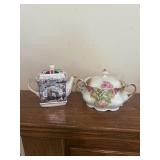 London, teapot and covered compote